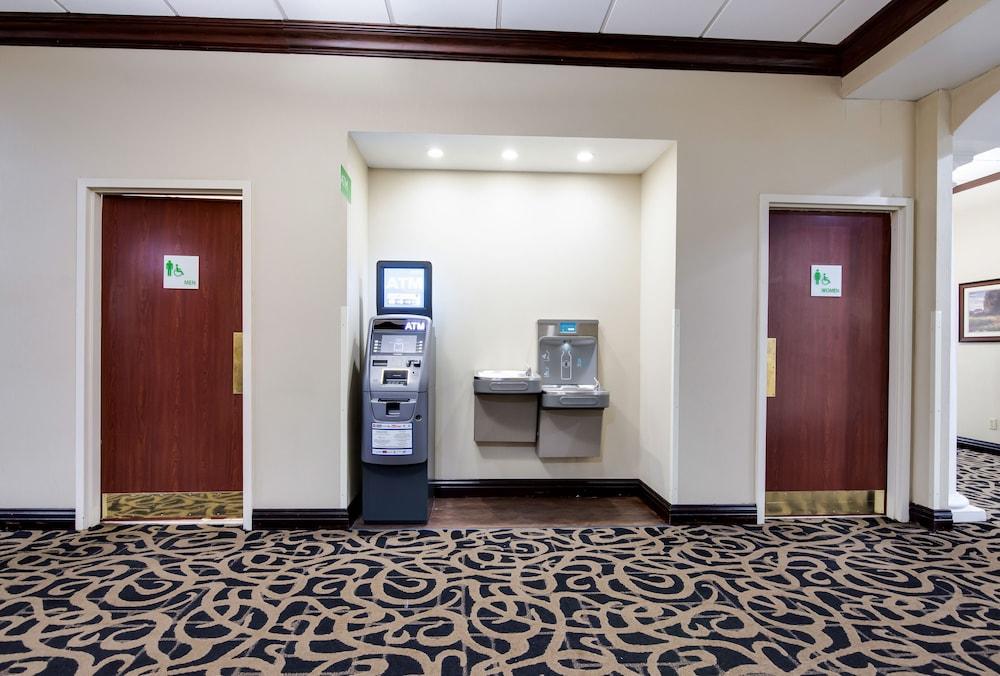 Quality Inn Oneonta Cooperstown Area Екстер'єр фото
